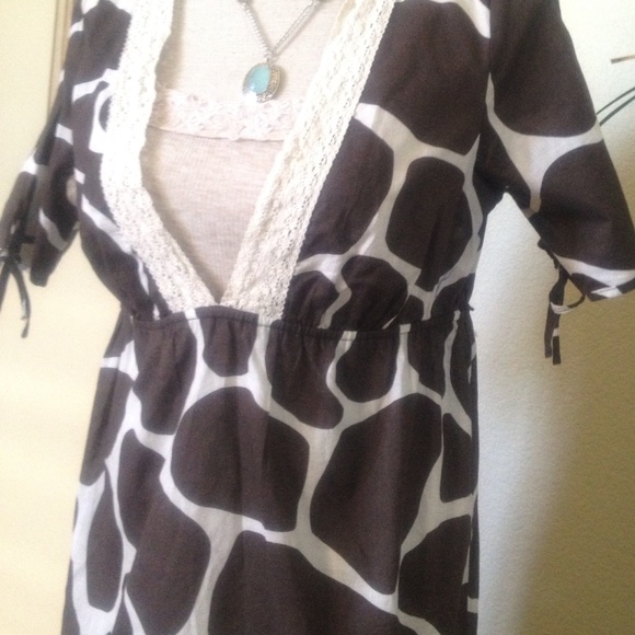 GAP cover up top - Picture 2 of 3